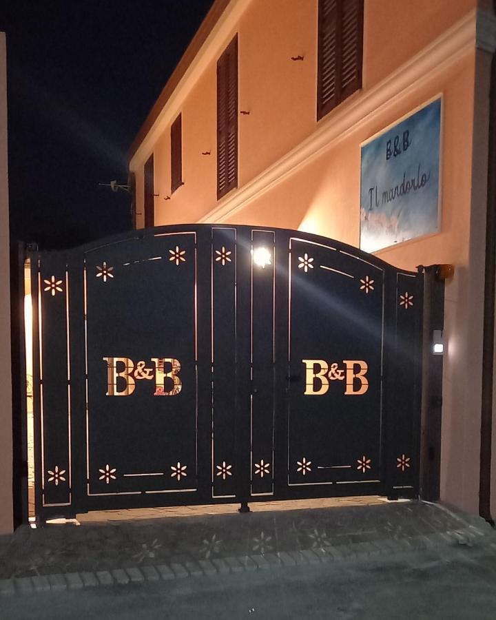 B&B Il Mandorlo San Vito  Exterior foto